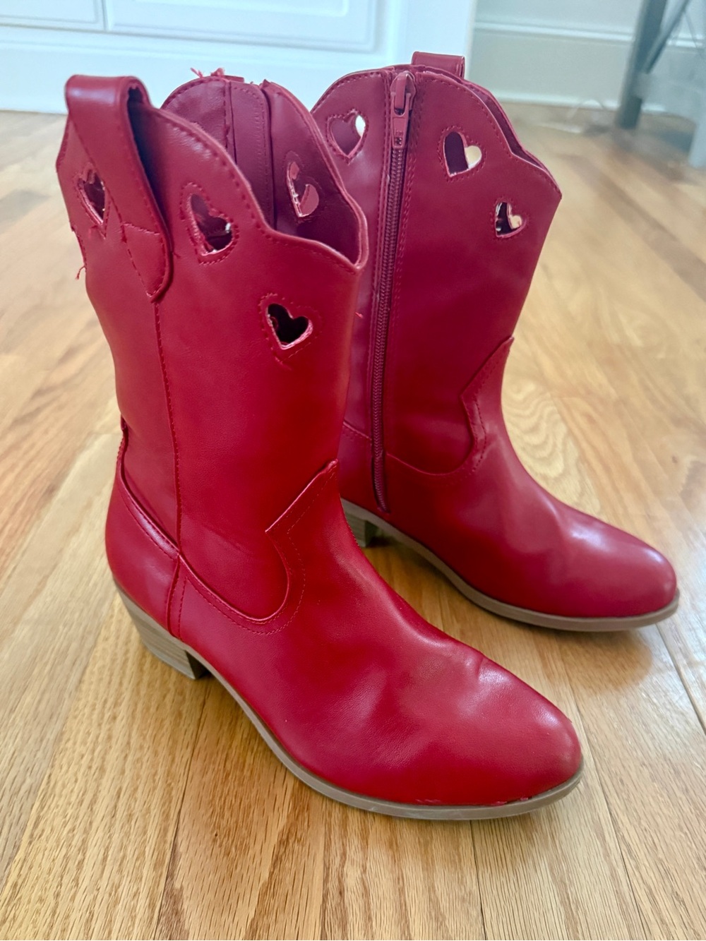 Wonder Nation Girls Red Heart Cutout Cowgirl Western Boots, Size 2 - Picture 10 of 11